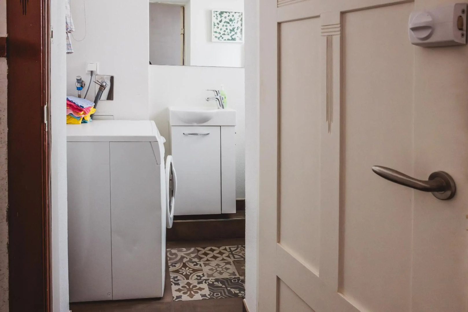 Charmante Altbau-Wohnung zwischen Altstadt und Klinikum mit Parkplatz