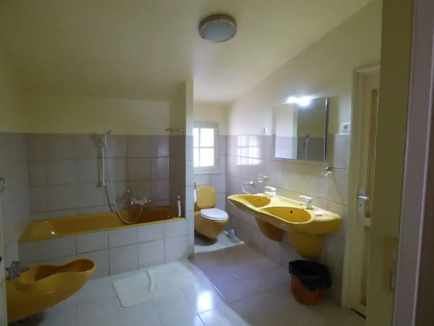 Modern villa in South of France with Swimming Pool