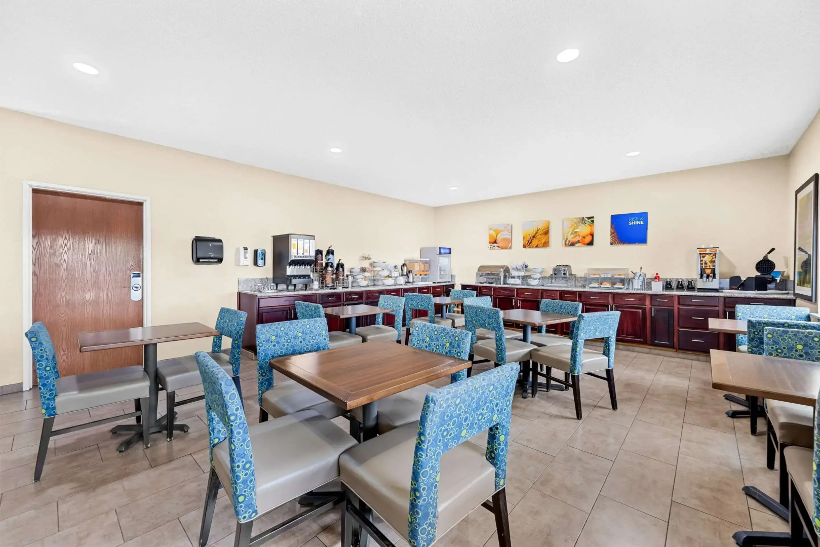 Comfort Inn & Suites Pueblo