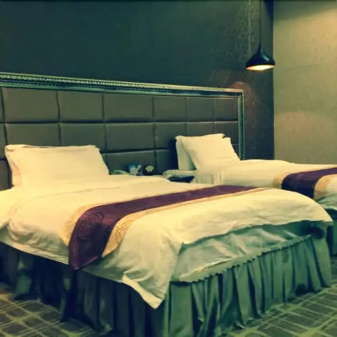 Xinhua Business Hotel