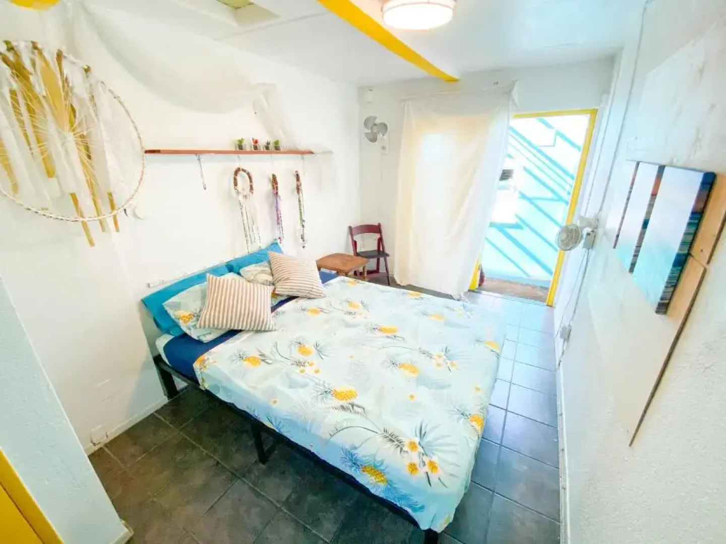 ITH Beach Bungalow Surf Hostel