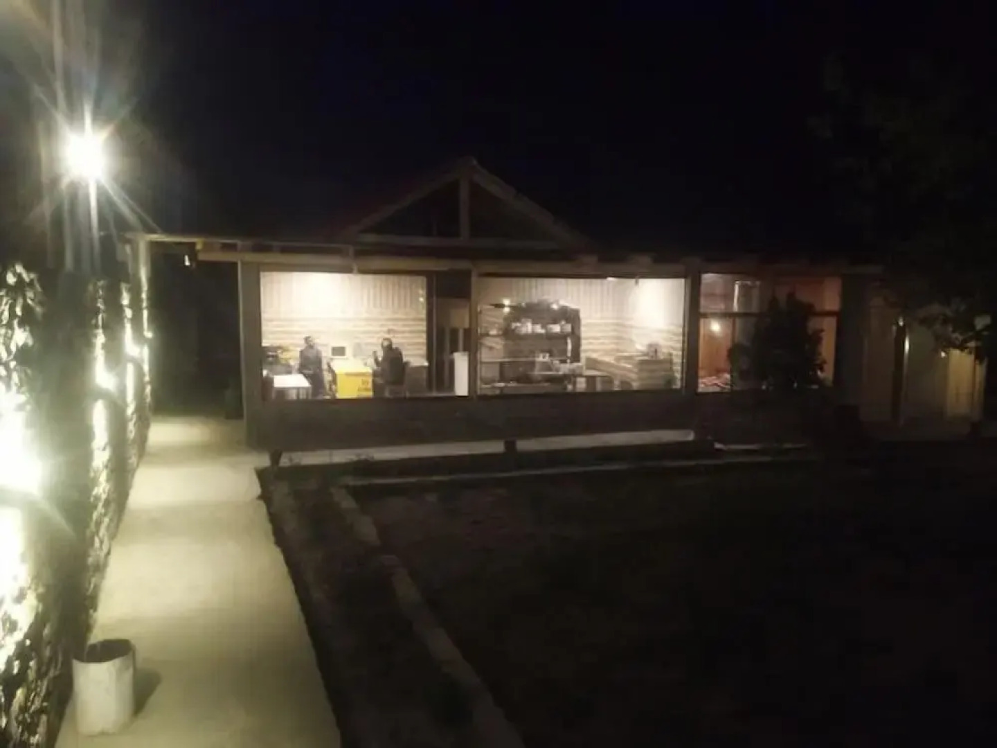 Dumani Inn Hotel And Restaurant