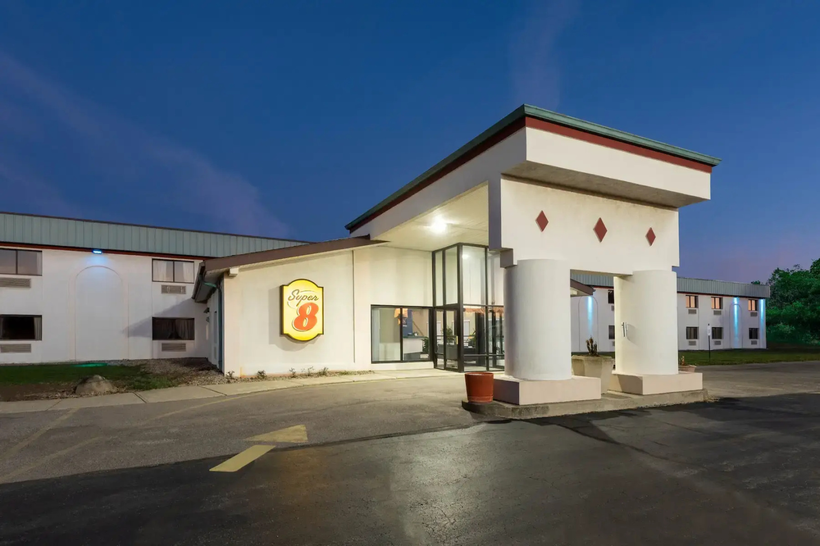 Super 8 Cleveland