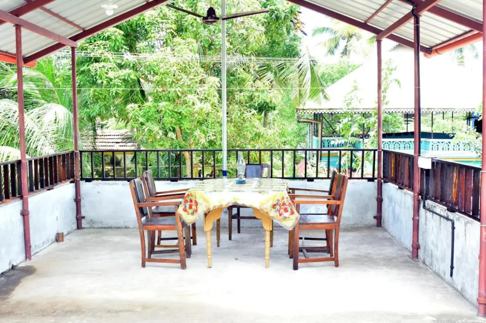 Sea Breeze Beach Home Stay