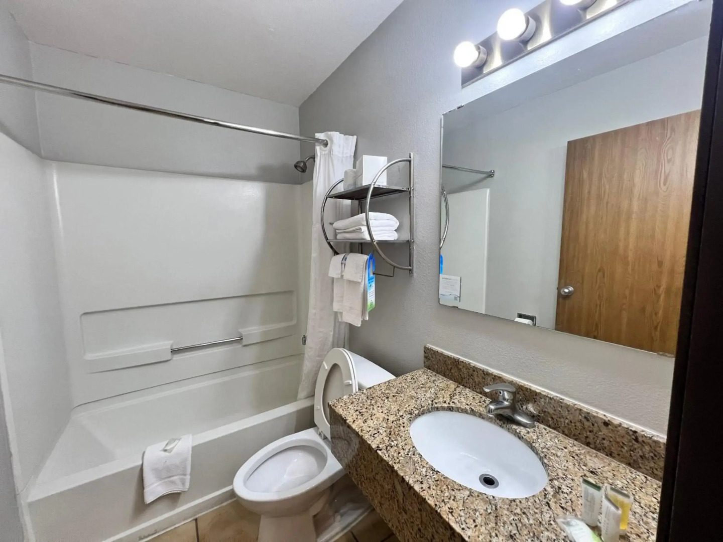 Antelope Inn and Suites