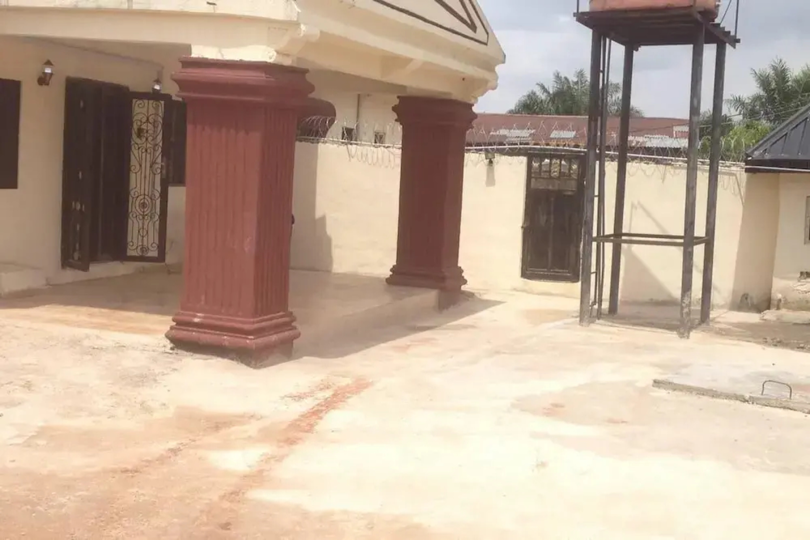 Charming 2-bed Cottage in Benin City