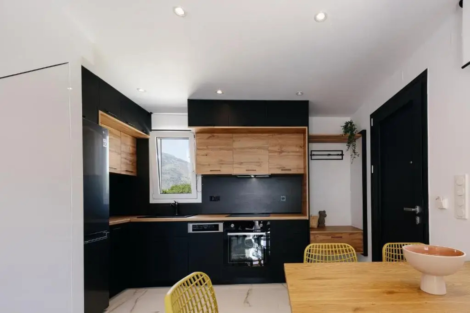 Solis Villa, close to the beach! Heated pool, By ThinkVilla