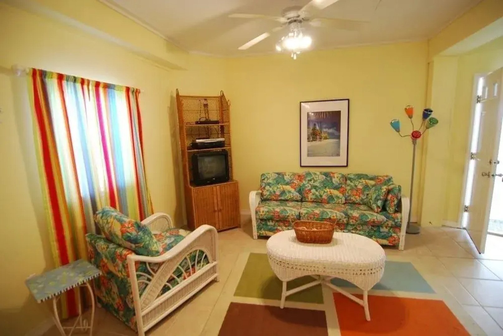 Sea La Vie by RedAwning