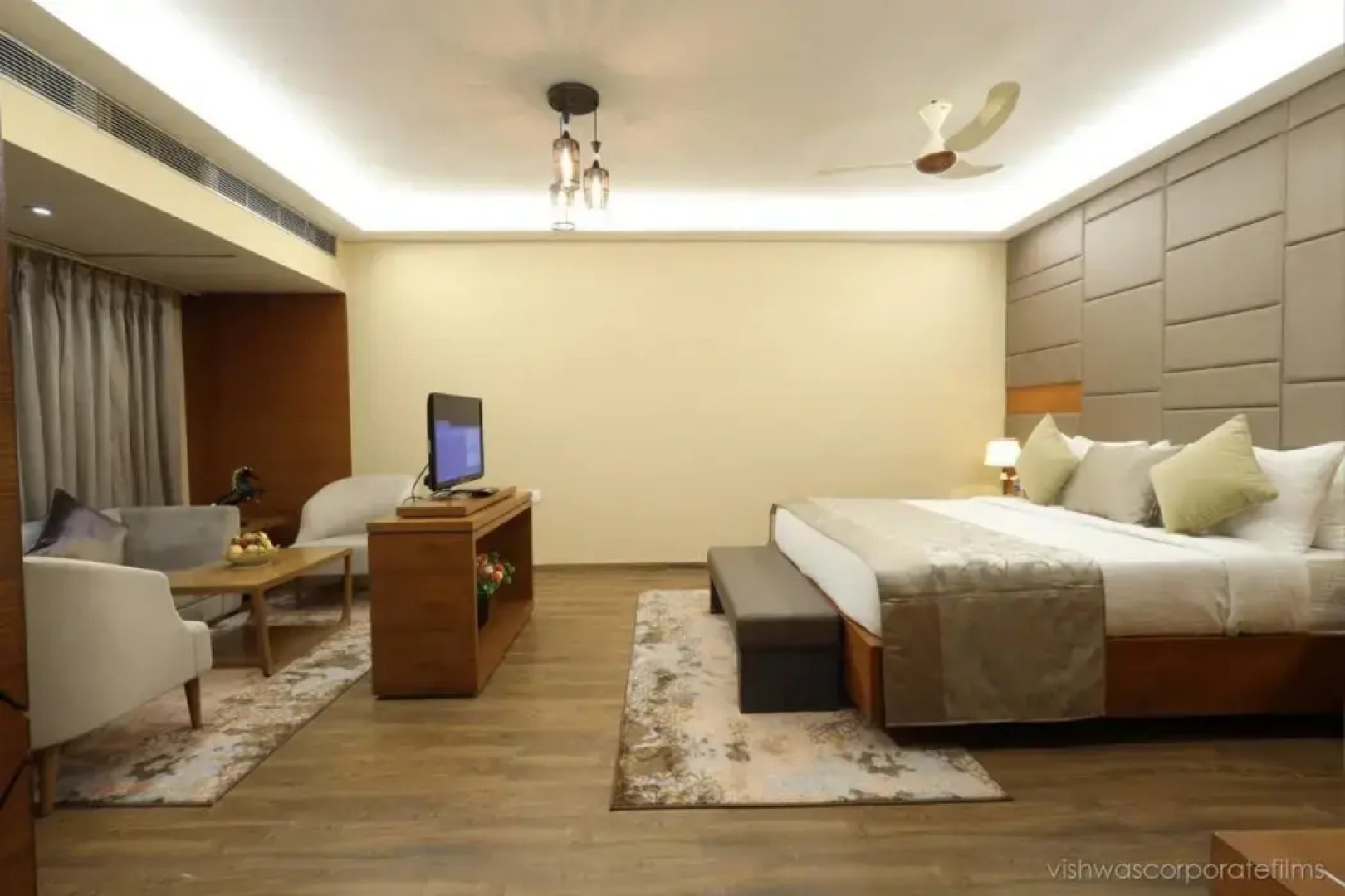 Rang Lords Inn Bharuch