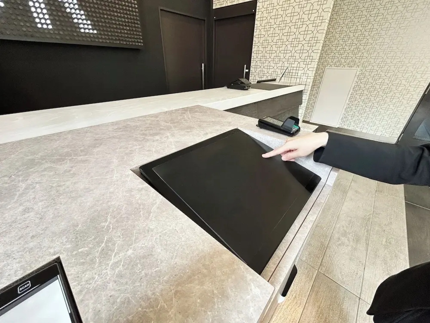 Green Rich Hotel Matsue eki Across