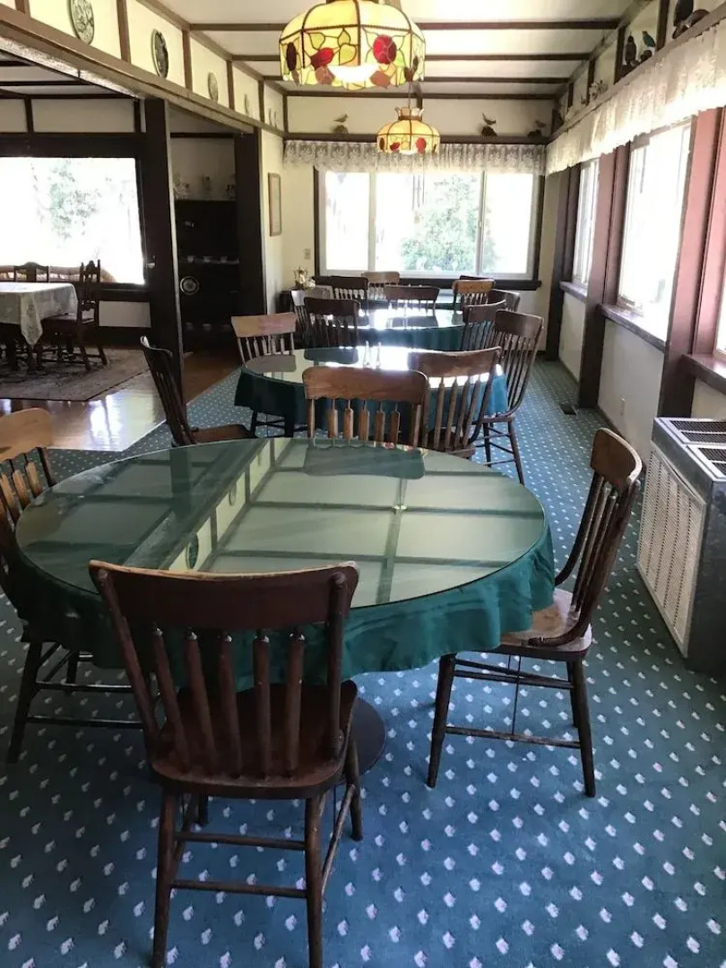 Mount Shasta Ranch Bed & Breakfast