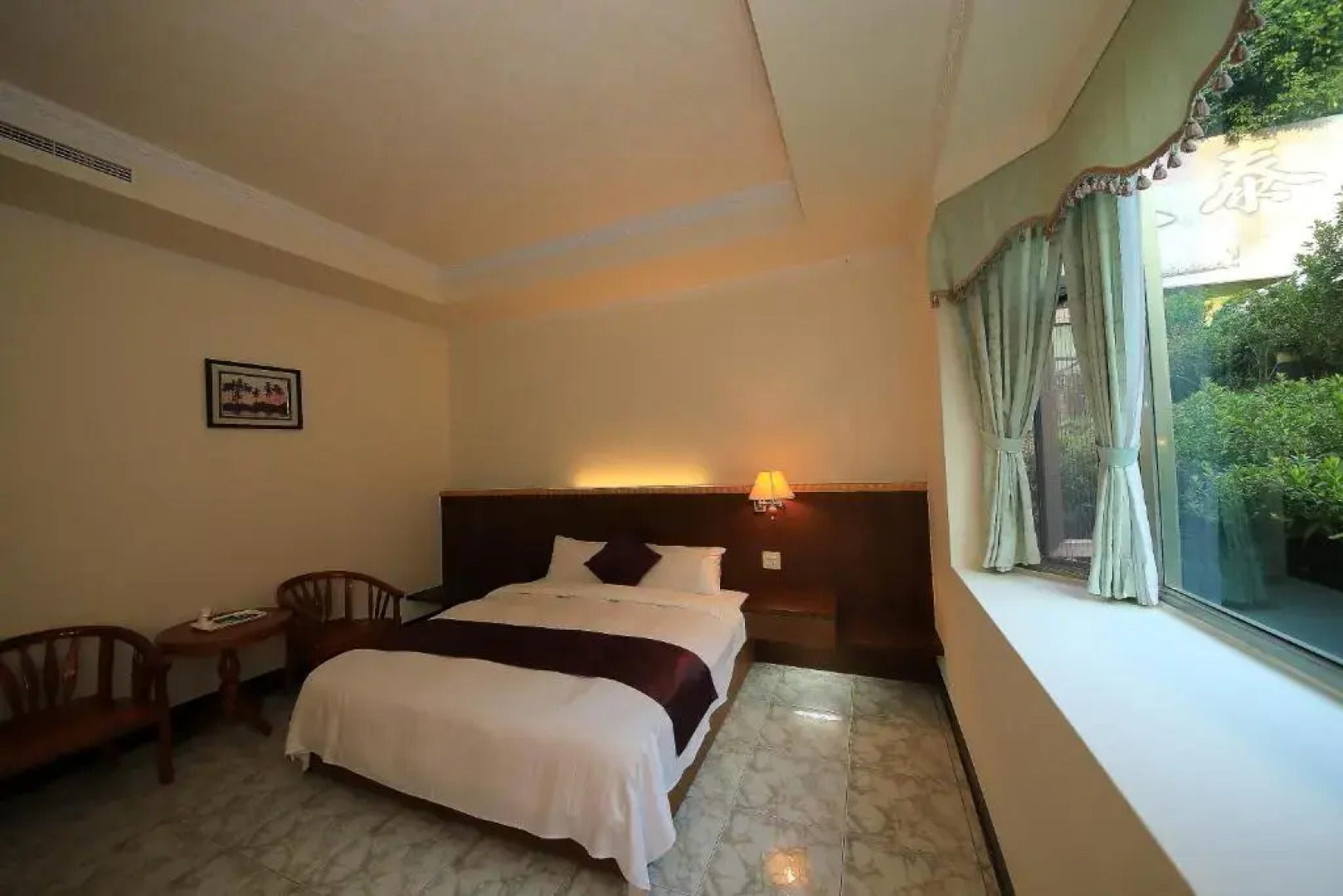 Yotai Spring Guest House