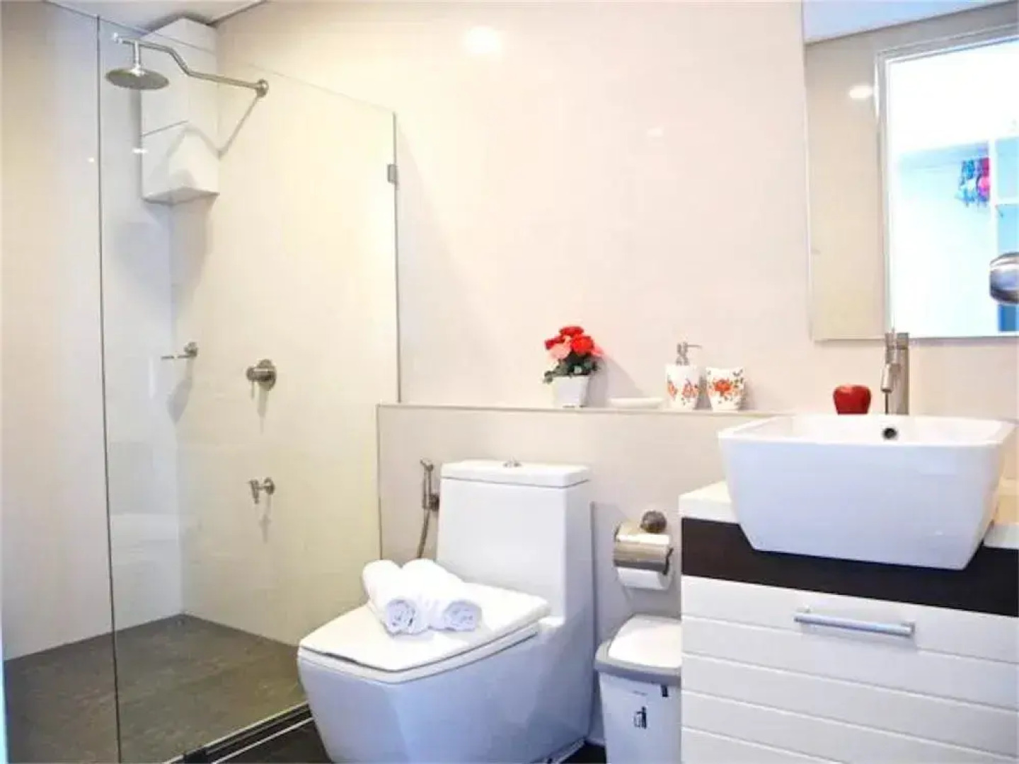 Kamala Regent 3 bedrooms apartment with rooftop pool