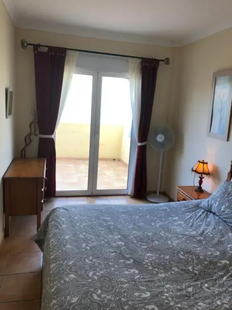 39 El Sultan, Calle el Roque