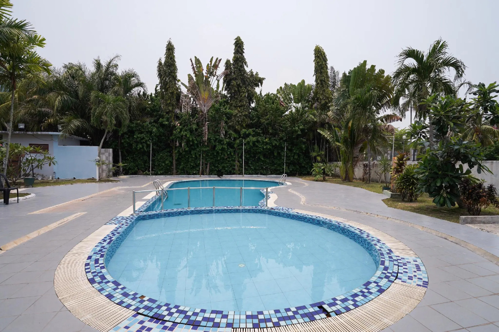 OYO 44020 Kejora Garden Resort