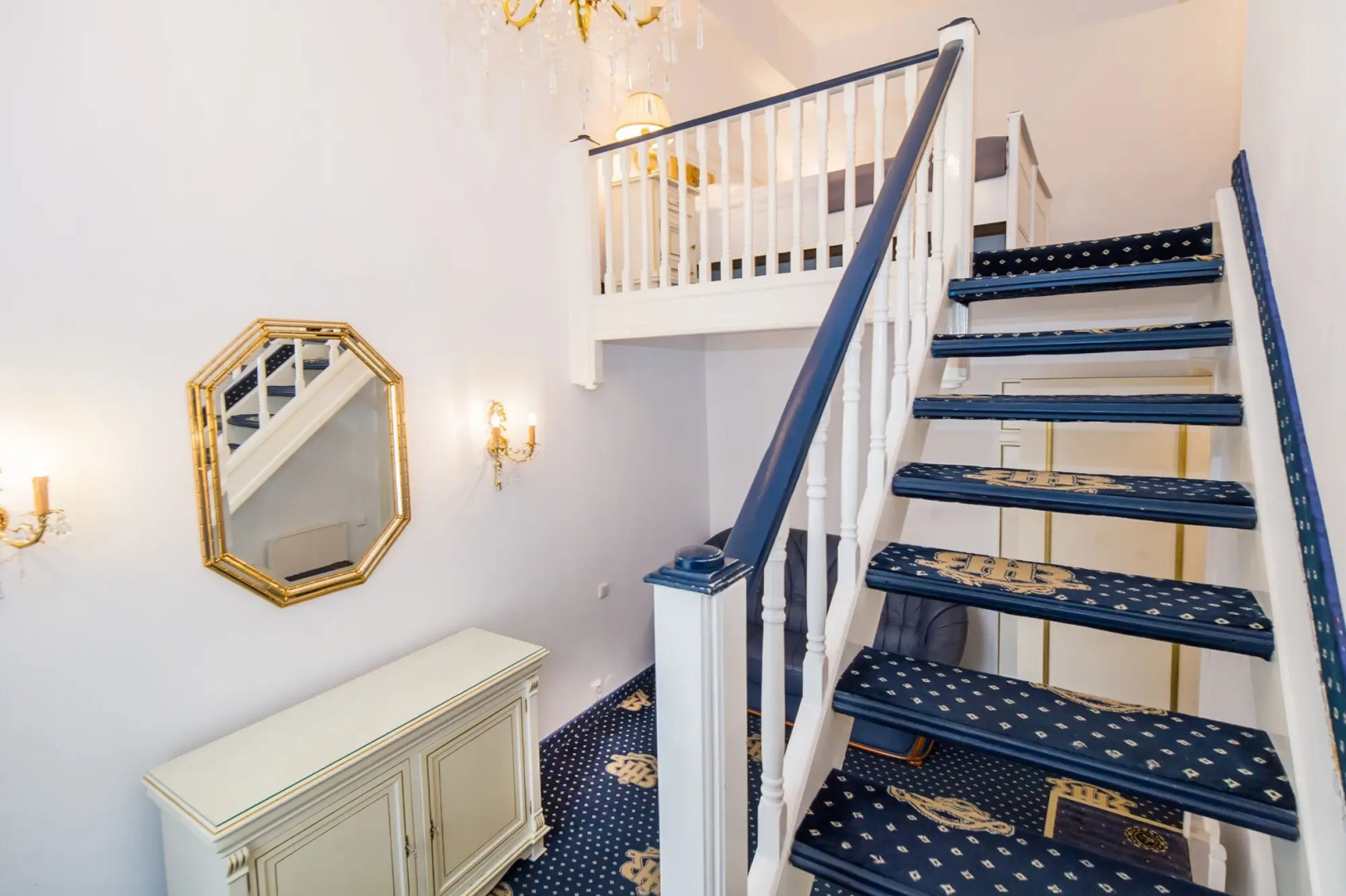 Hotel Imparatul Romanilor