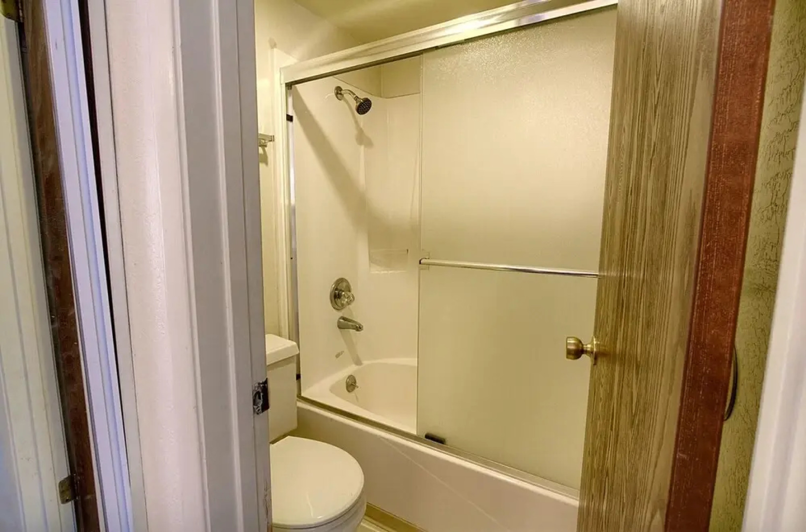 Village Pleasure 3 Bedroom Condo by RedAwning