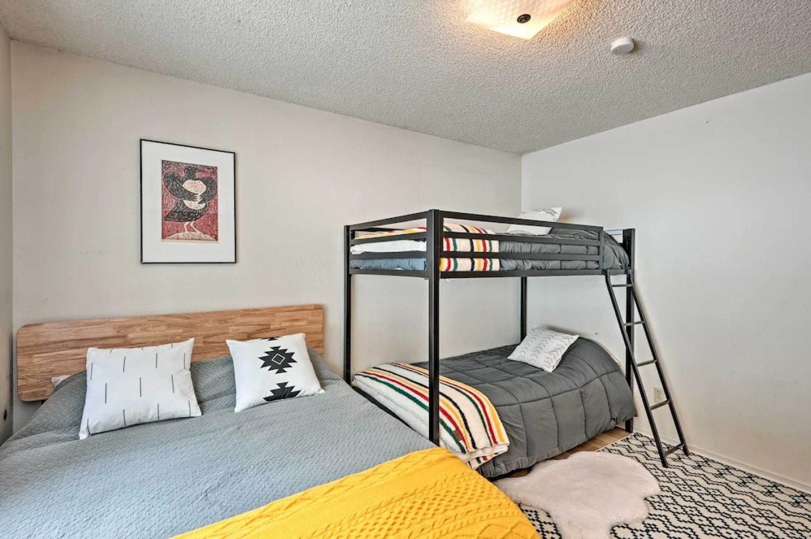 Peaceful & Upscale Ski Cabin: 11 Mi to Heavenly!