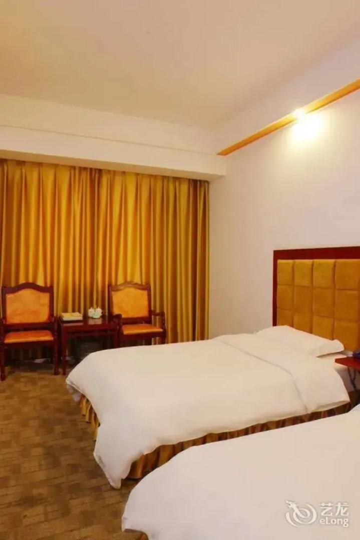 Zhangjiajie Wind and Cloud Holiday Hotel