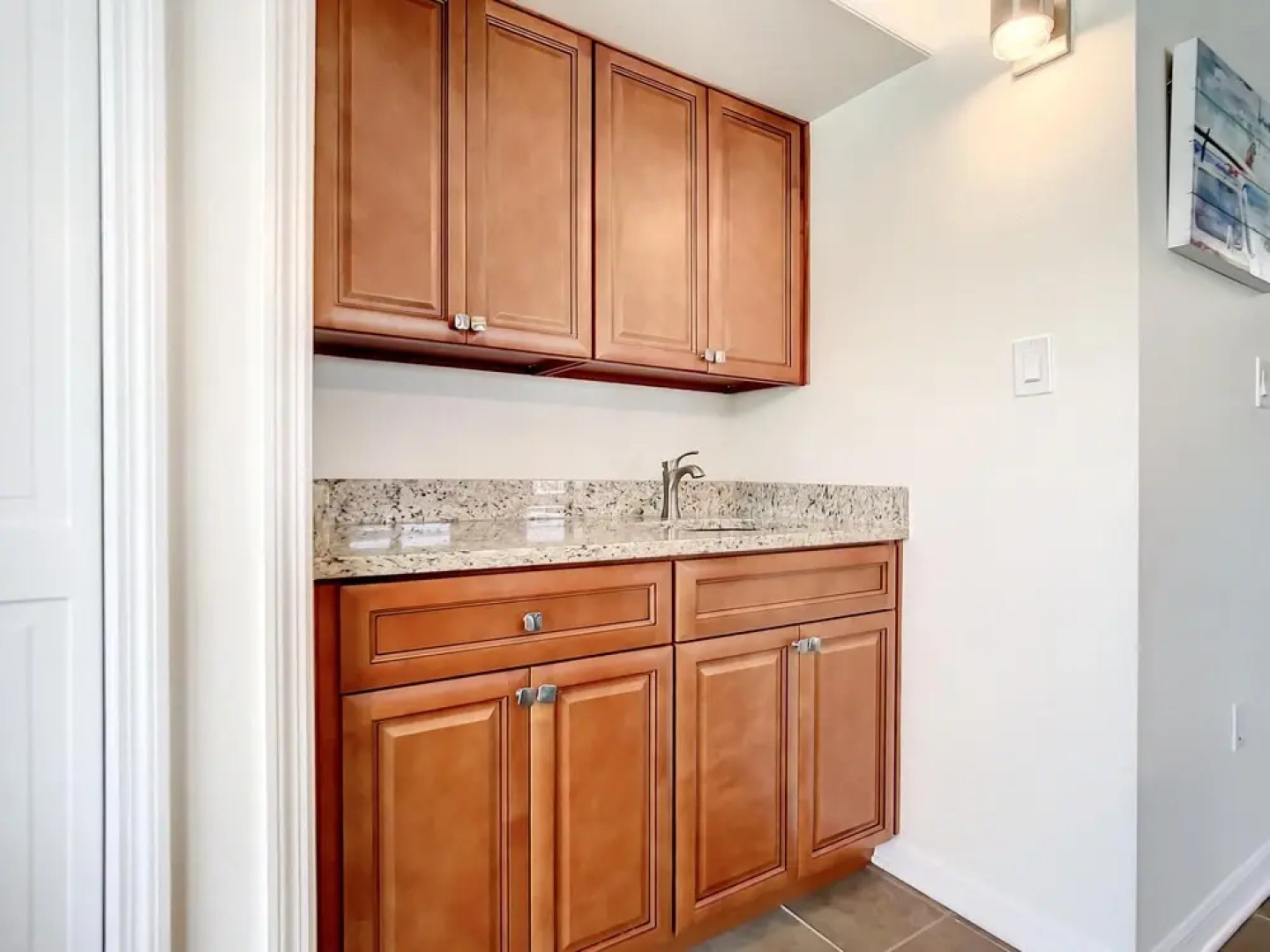 Ocean View Ground Level Seascape Towers Overlooking Pool Walk Right out to the Beach Sst126