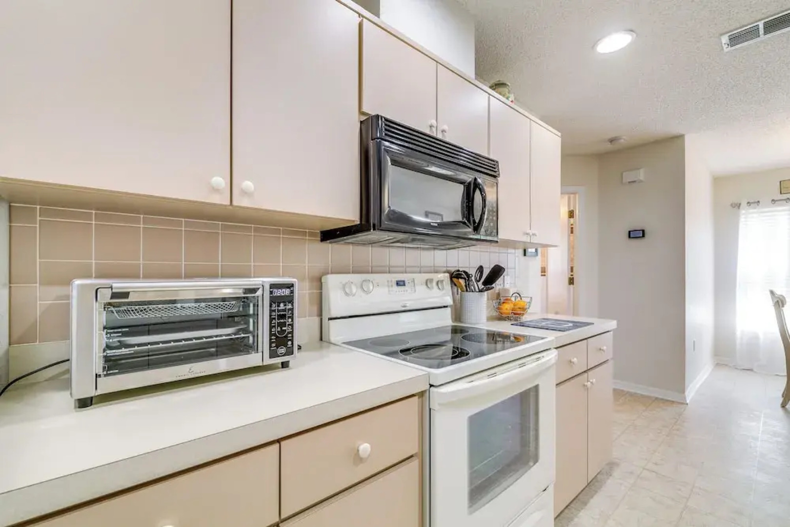 Family-friendly Spring Hill Vacation Home w/ Lanai