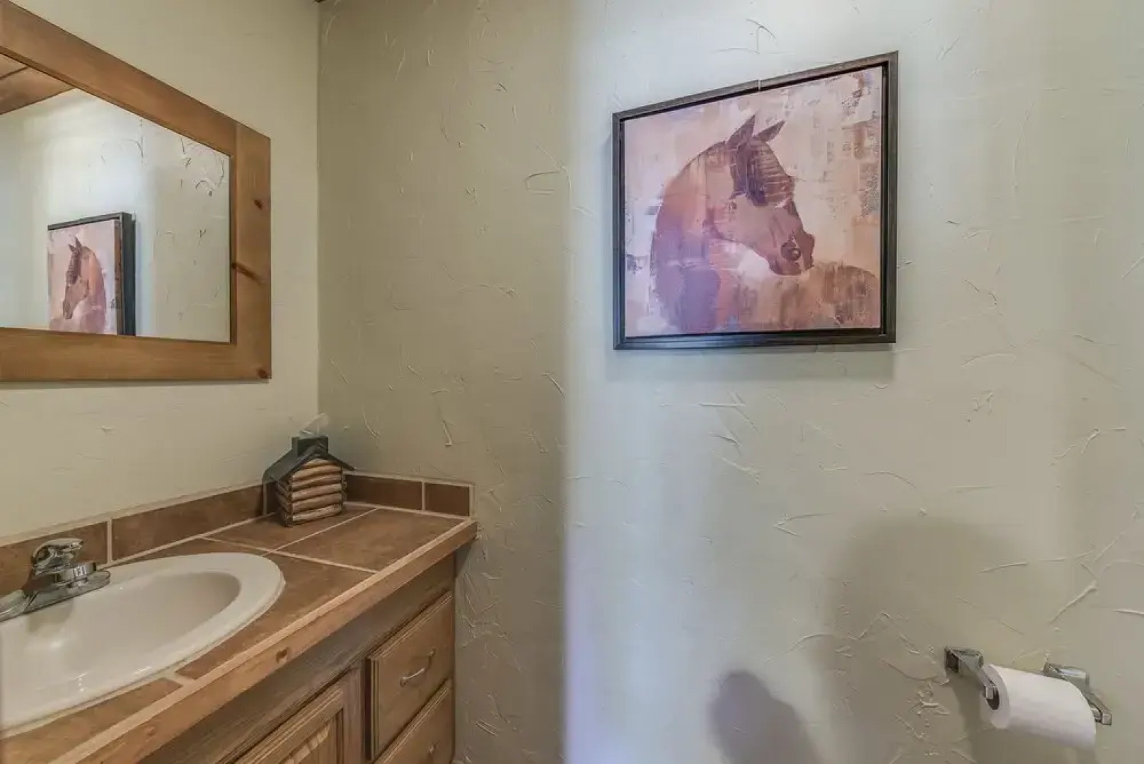 Well-appointed Alto Cabin w/ Fire Pit & Pool Table