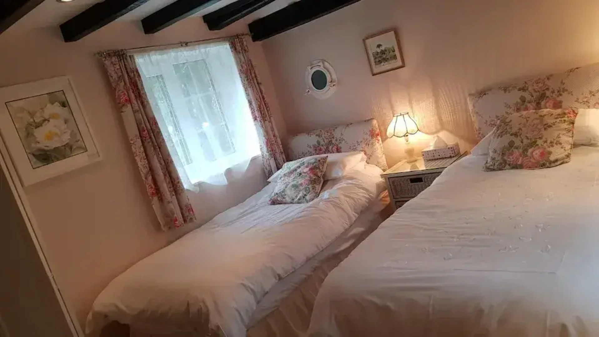 Holly House Bed & Breakfast