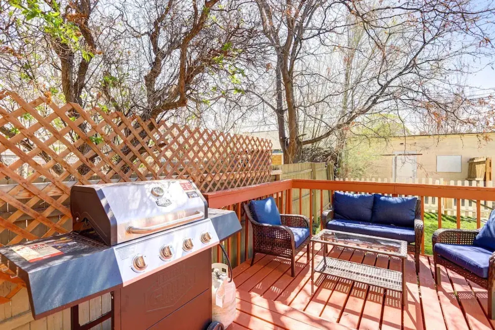 Charming Montrose Family Home: Block to Downtown!