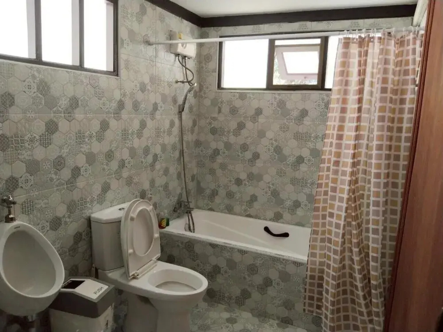 Aran Hostel Pasak Riverside kaeng khoi