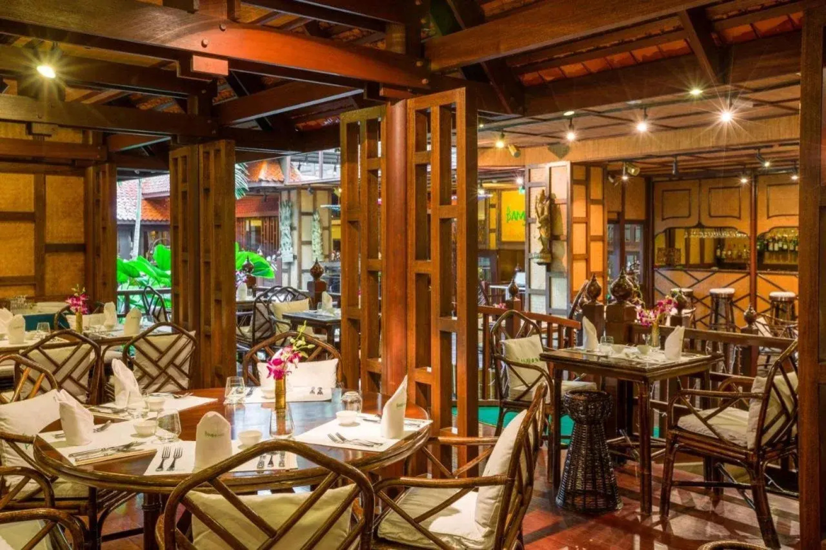 Mövenpick Grand Al Bustan Dubai