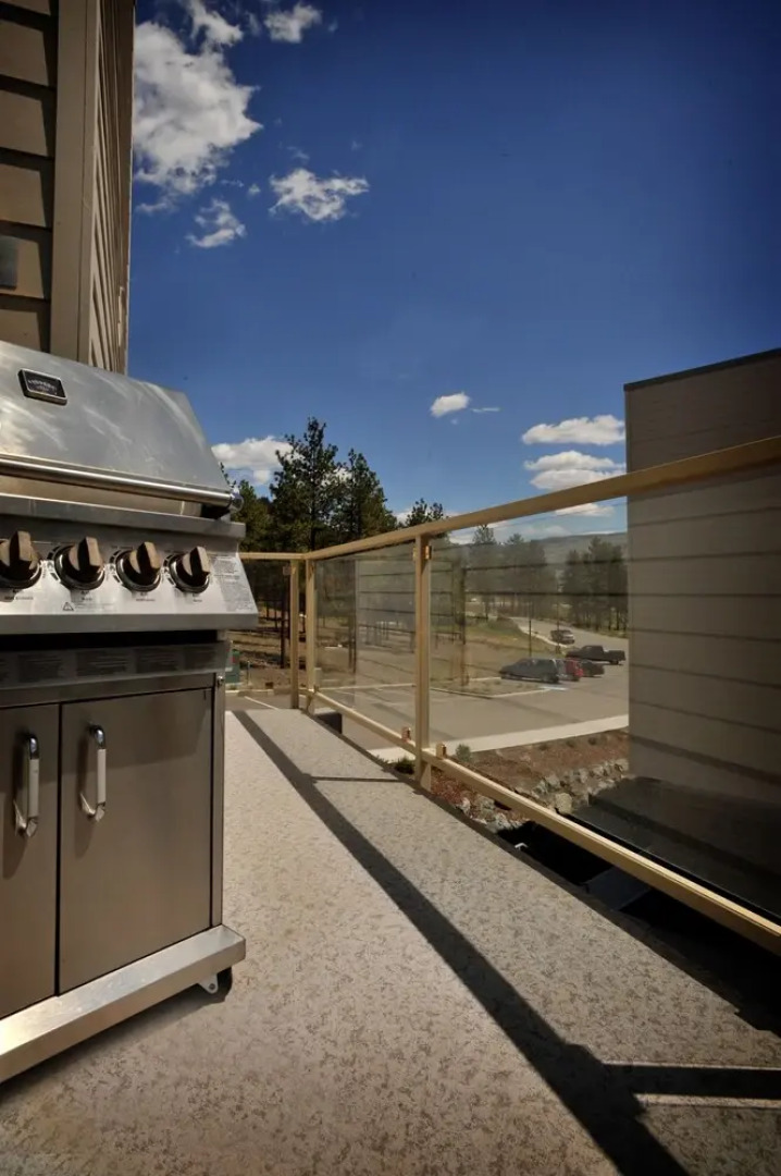 Residence & Conference Centre - Merritt