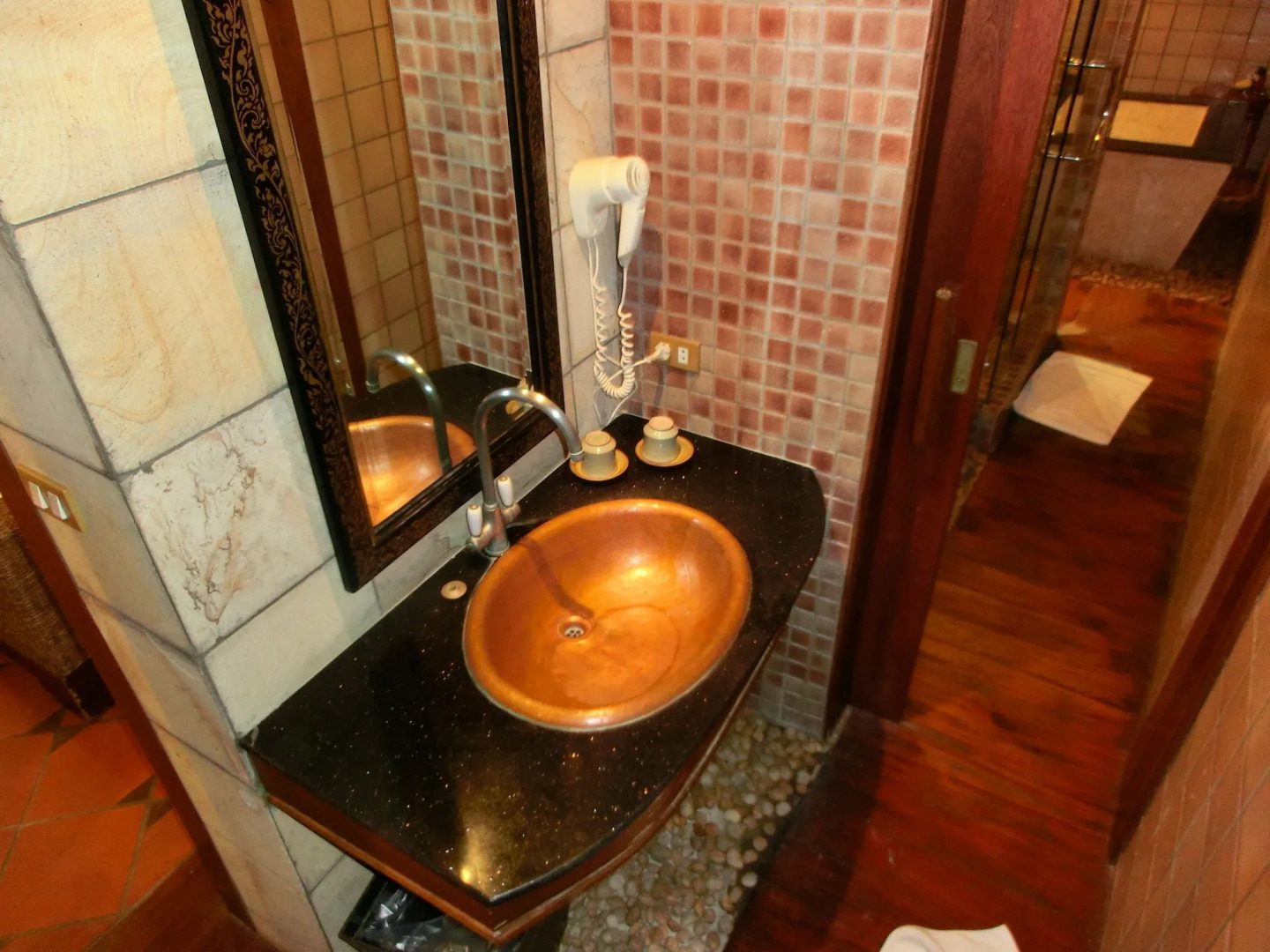 Montien House Chaweng Beach Resort