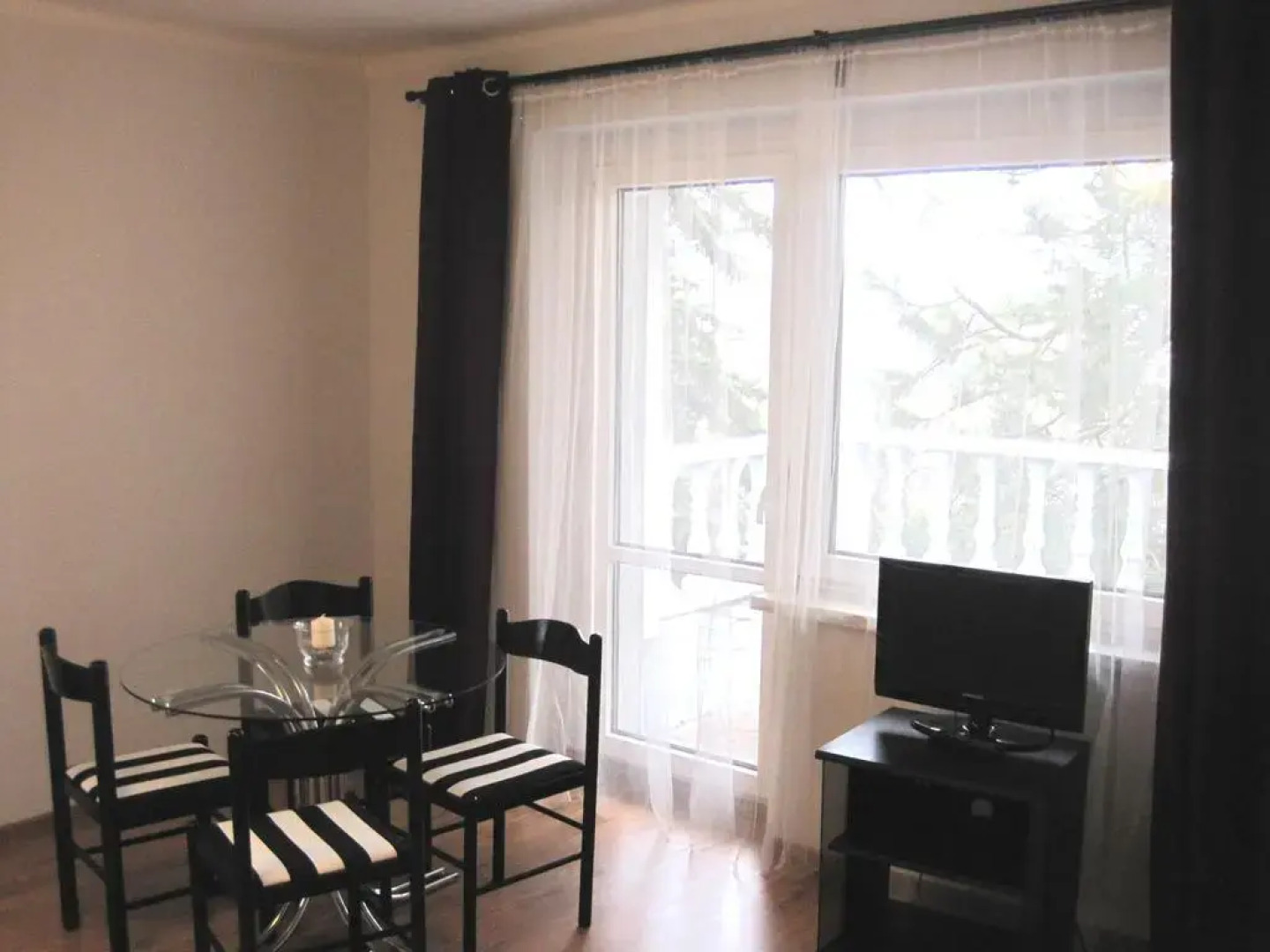 Apartamenty W Ogrodzie