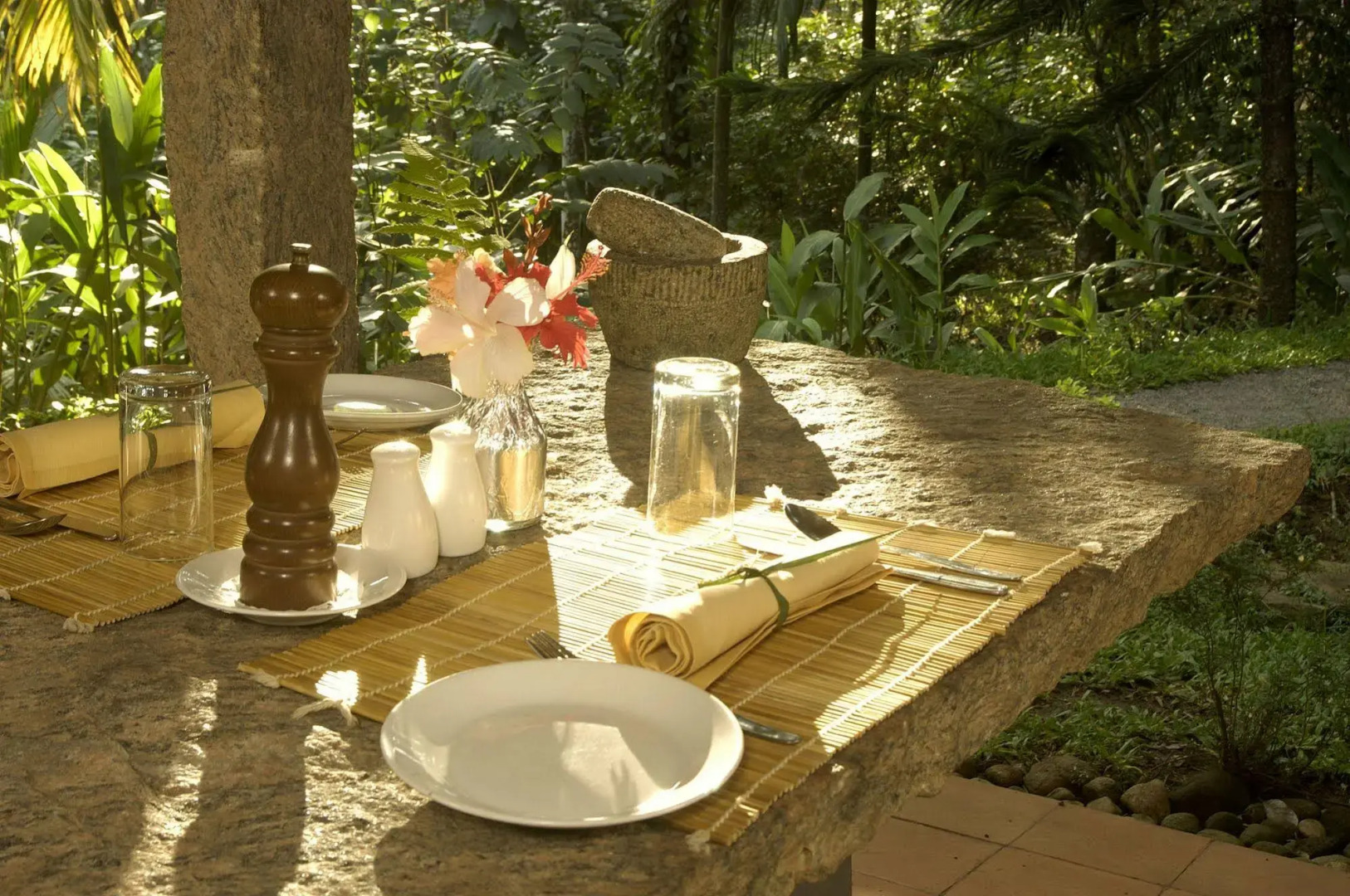 Amritara Shalimar Spice Garden Resort & Spa