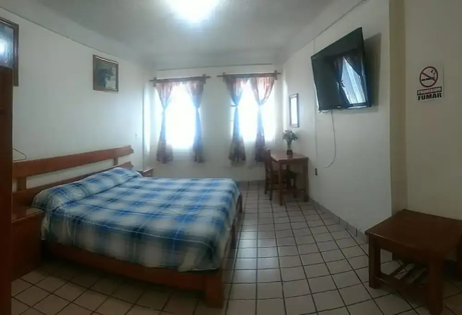 Hotel Monarca