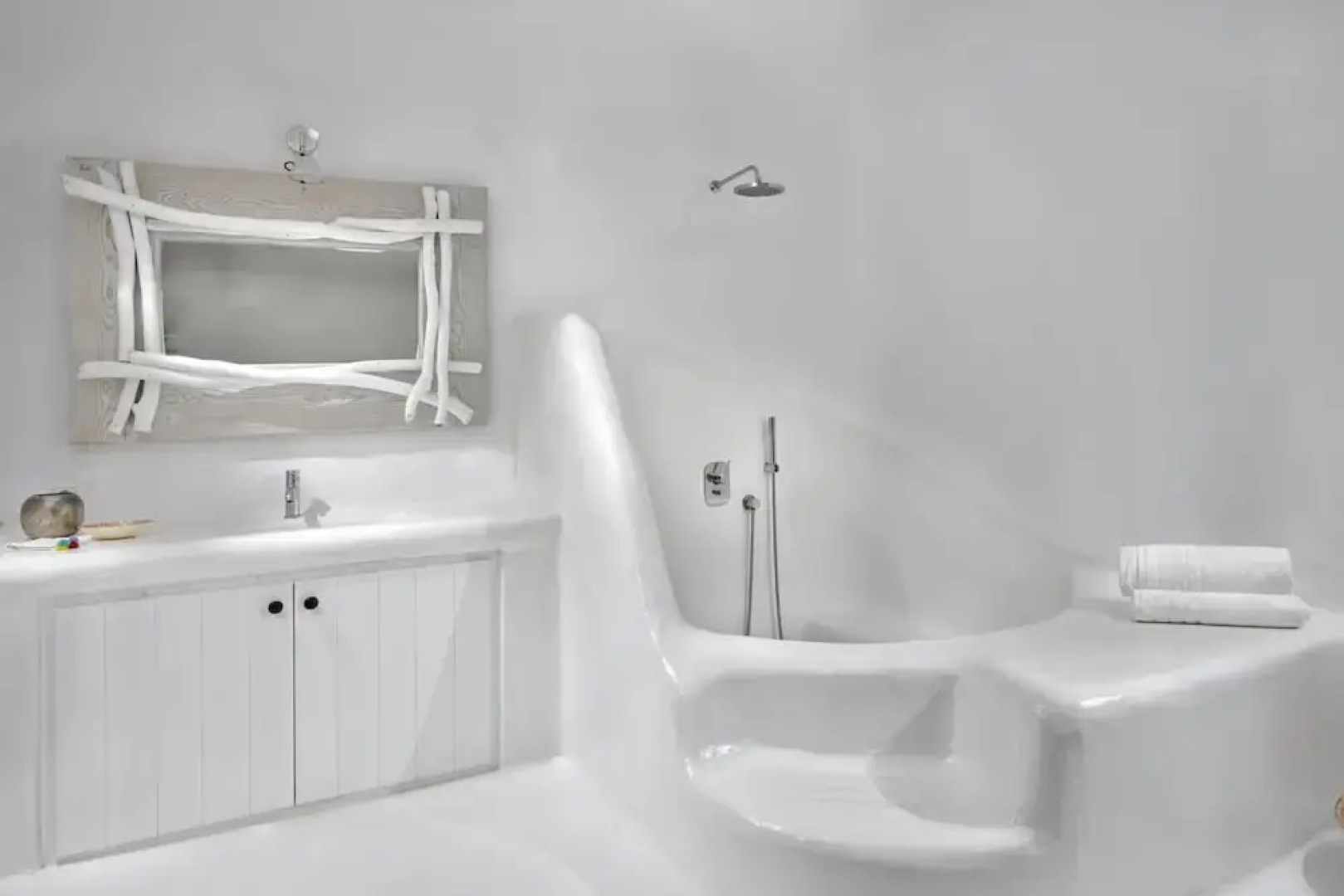 Magnolia in Mykonos With 4 Bedrooms and 4 5 Bathrooms