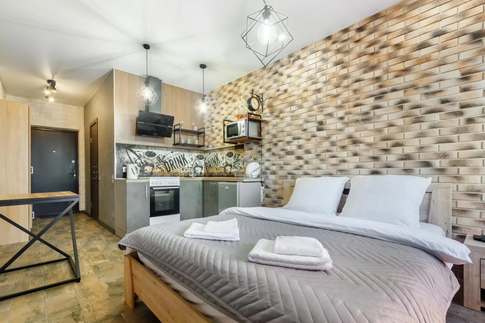 Апартаменты на Доломановском переулке 124/2