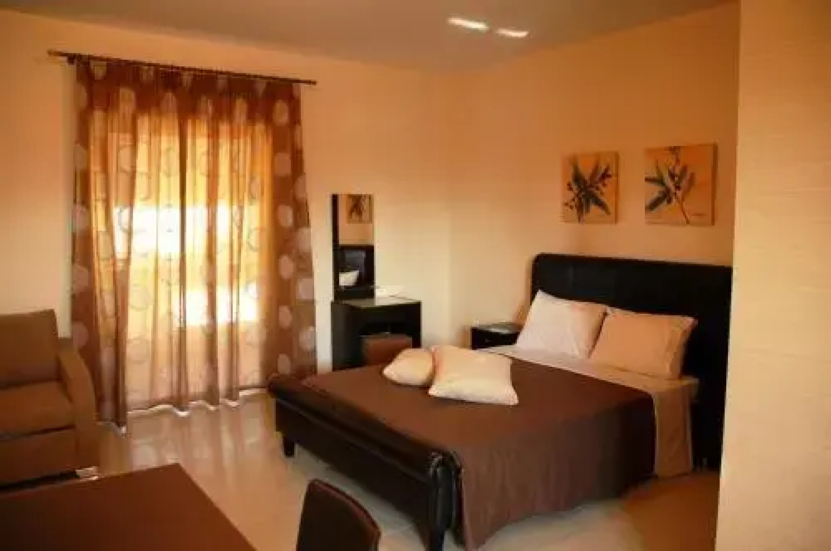 Zeis Edo Luxury Apartments