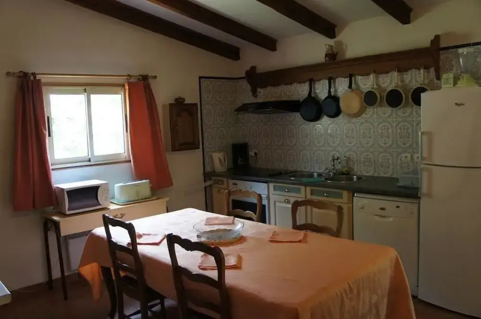 Grand Travers - Location vacances avec piscine proche d'Uzès - Gard -