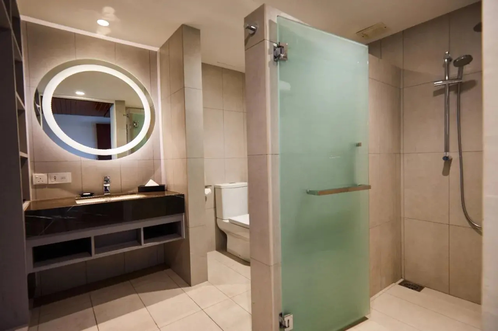 DoubleTree by Hilton Damai Laut Resort