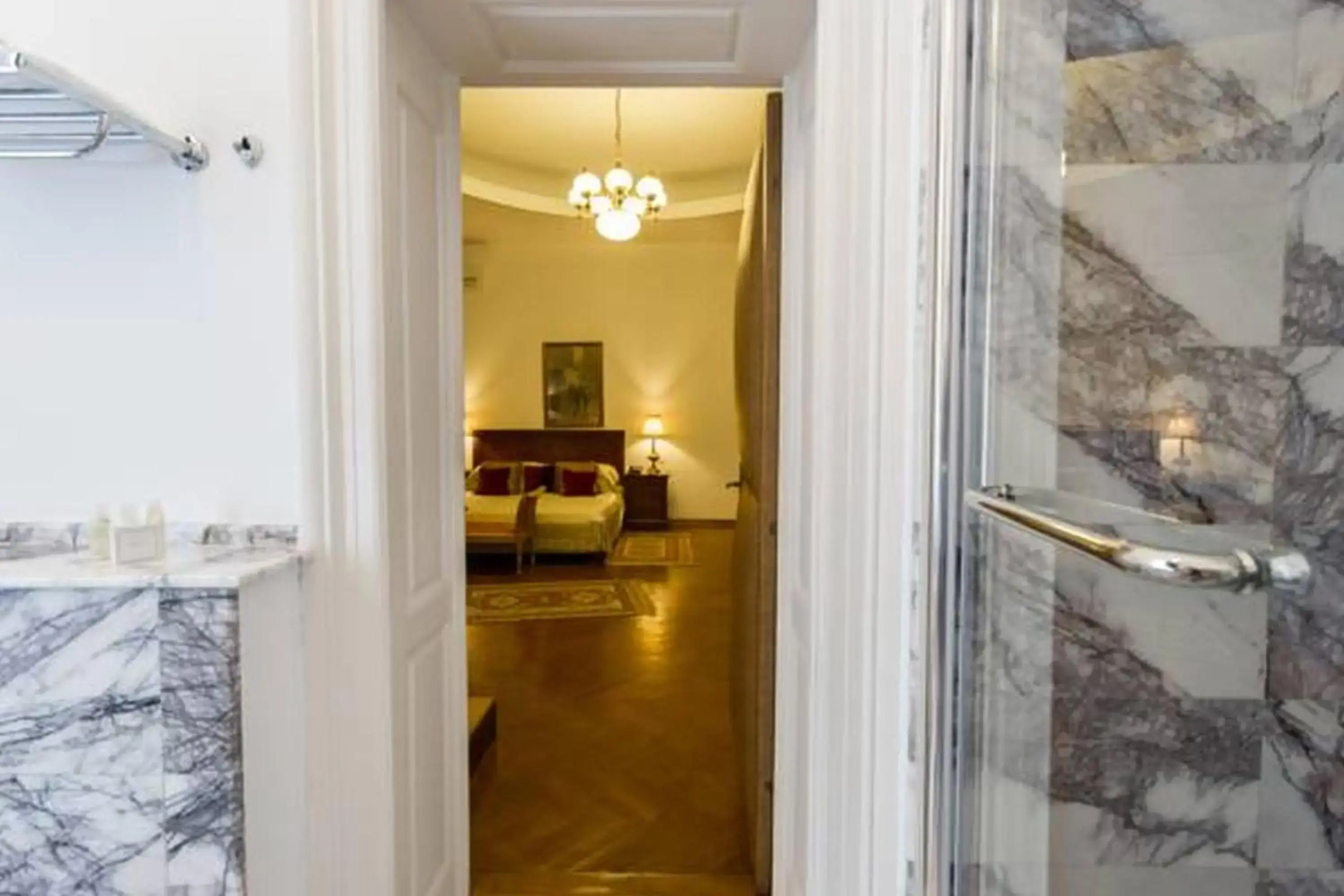 Grand Boutique Hotel