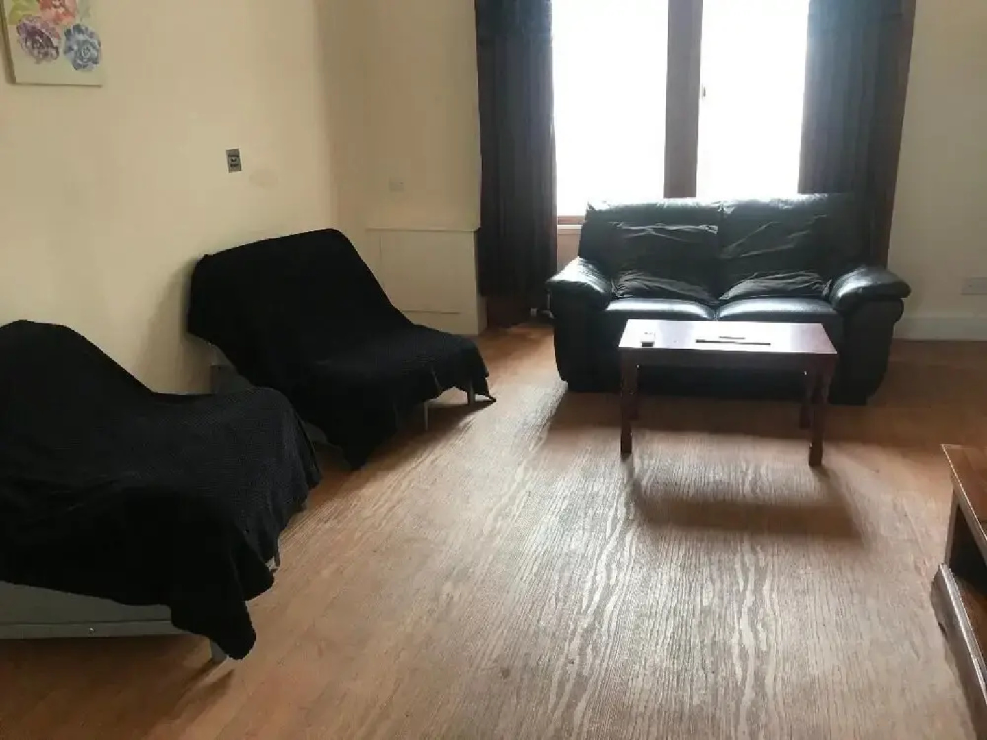 Elgin Apartment