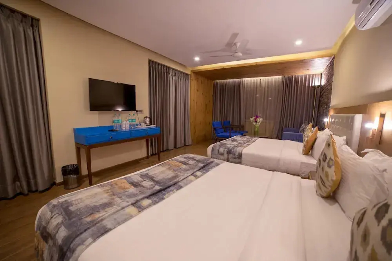 Hotel Brentwood Sanctuary