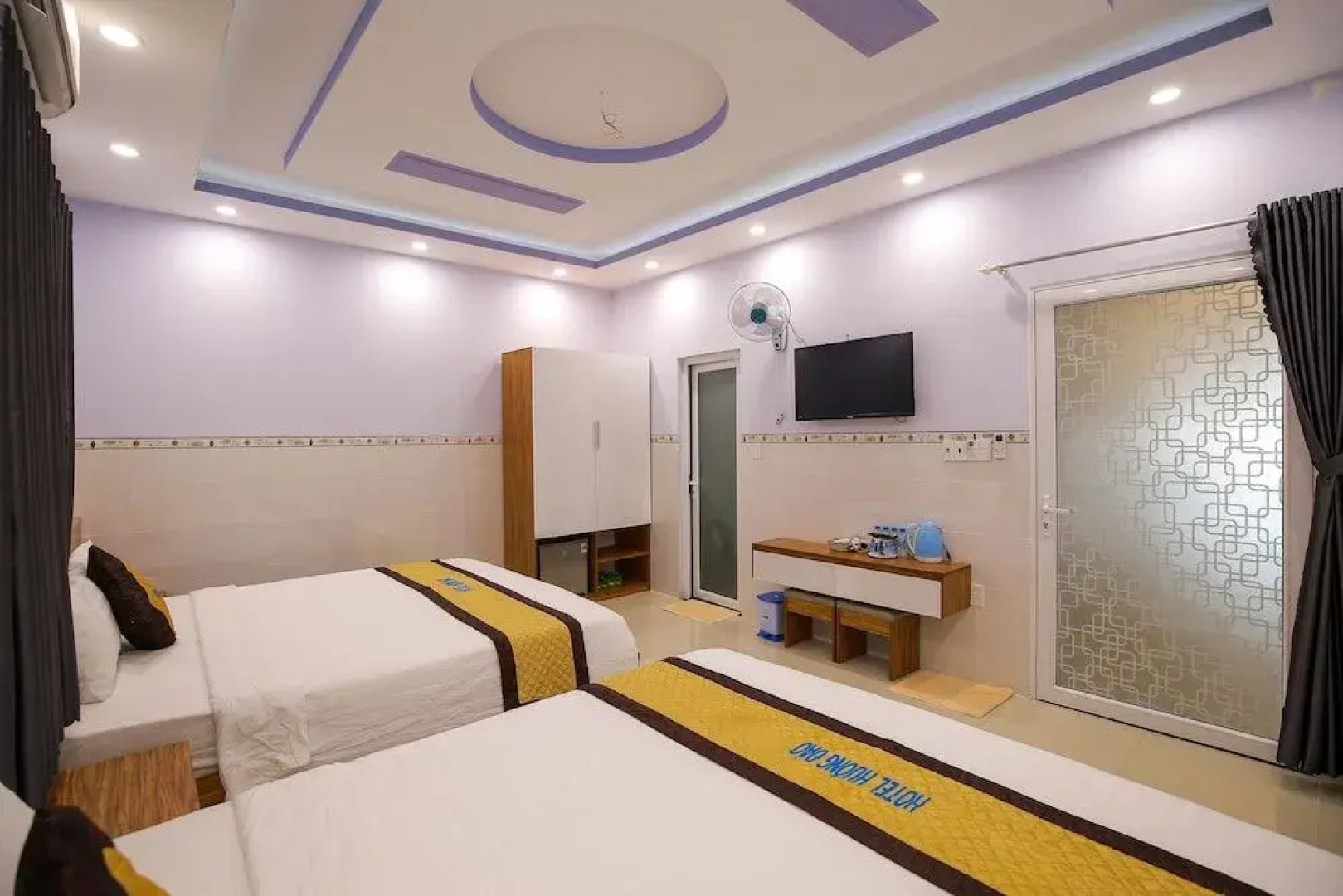 Hotel Huong Dao