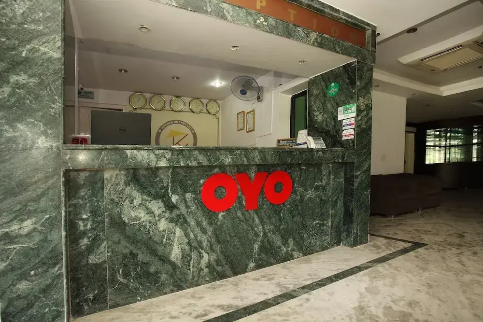 Capital O 494 Hotel Kitchen Hut