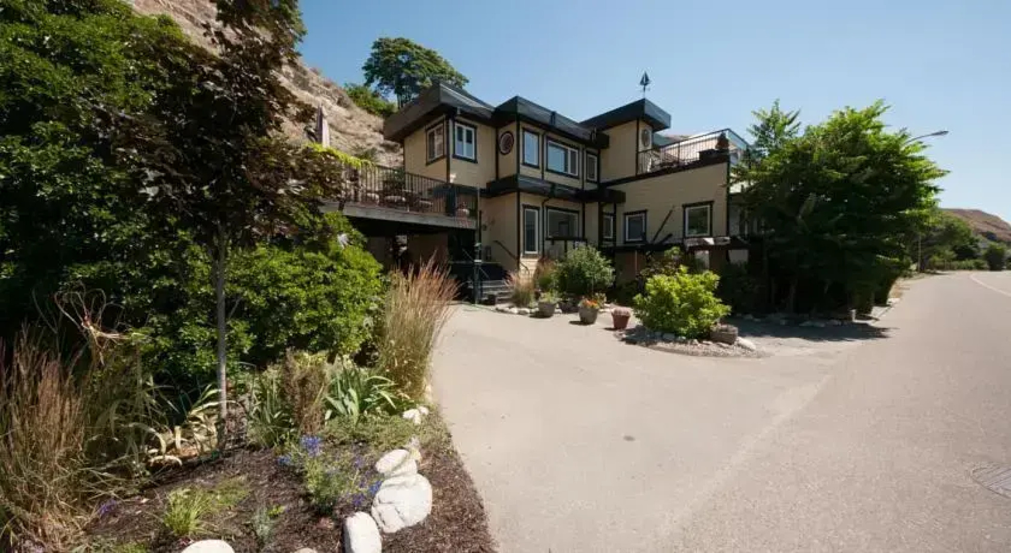 Poplar Point Lakeview Home