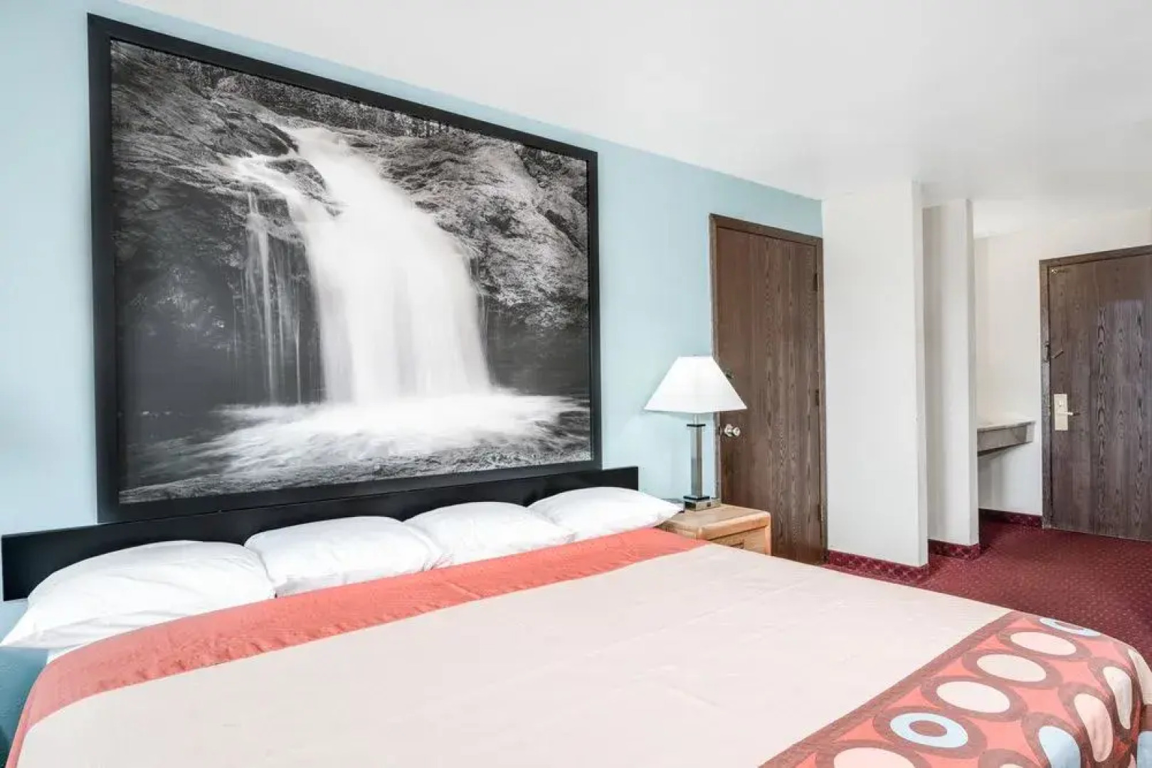 Super 8 Tomah Wisconsin