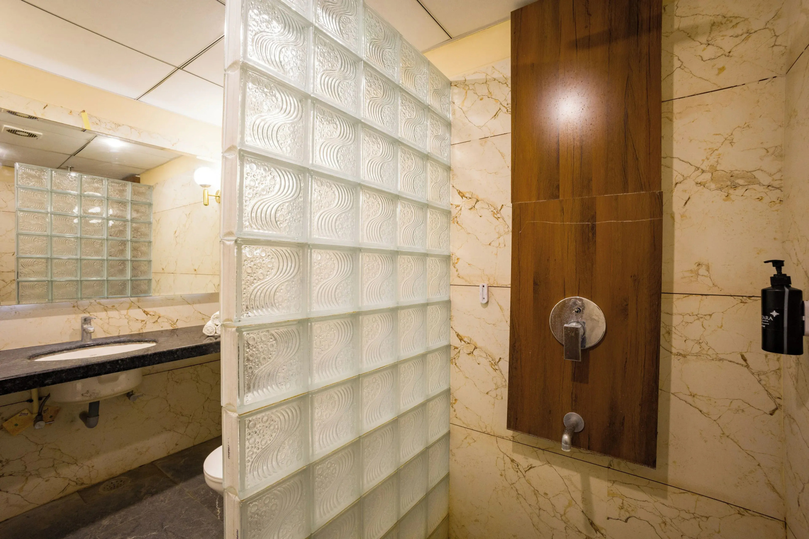 Jeevan Tara Club & Resort