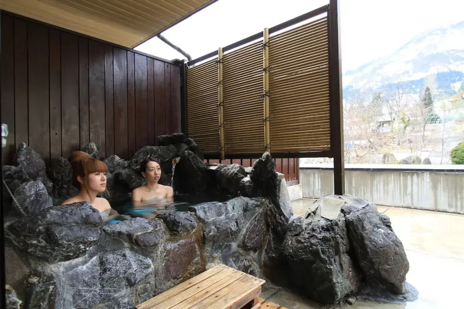 Ishiuchi Yung Parunas