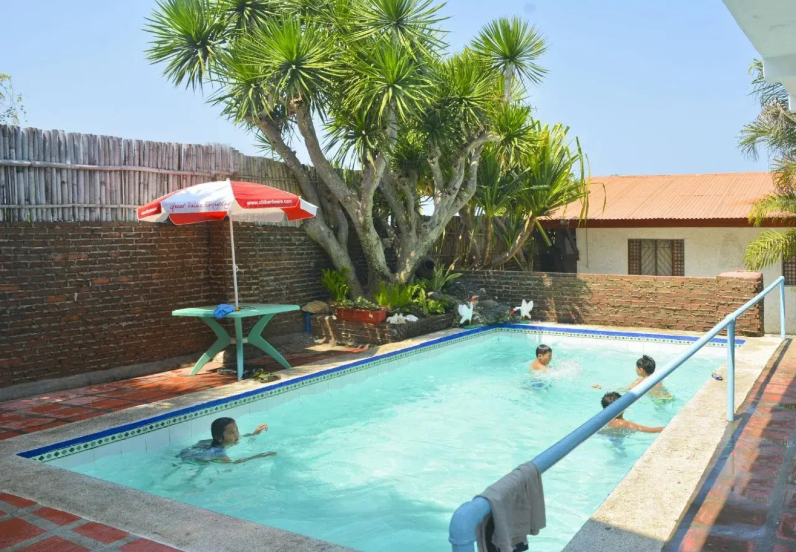 Isla Bonita Beach Resort